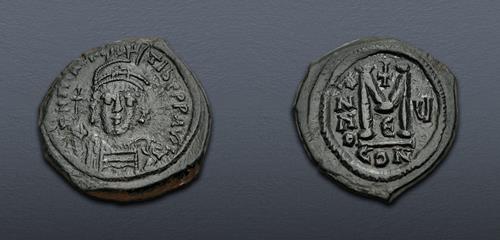 Lot 738 image