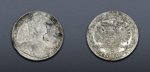 Lot 813 image