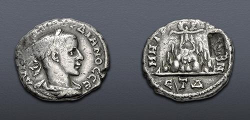 Lot 698 image