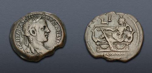 Lot 785 image