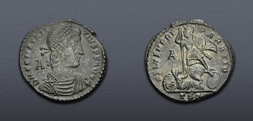 Lot 785 image