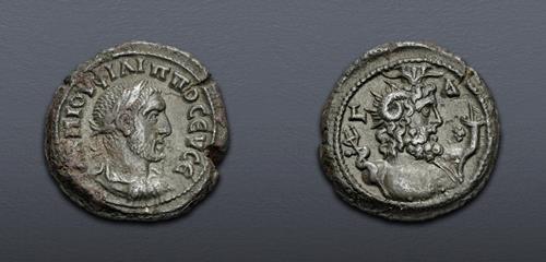 Lot 562 image