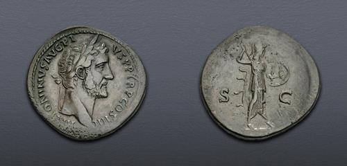 Lot 676 image