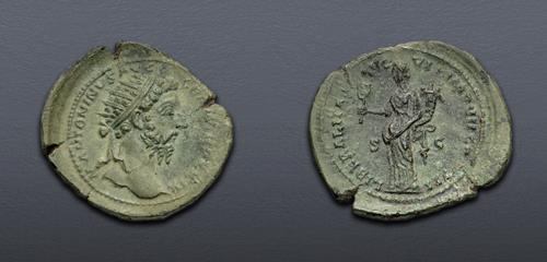 Lot 695 image