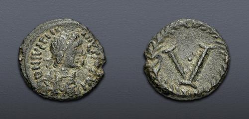 Lot 840 image