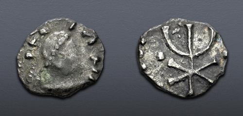 Lot 913 image