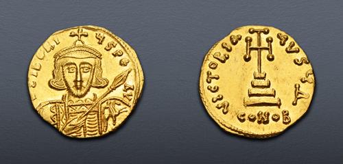 Lot 679 image