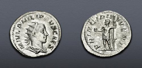 Lot 829 image