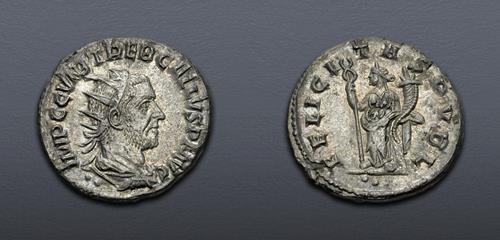 Lot 840 image