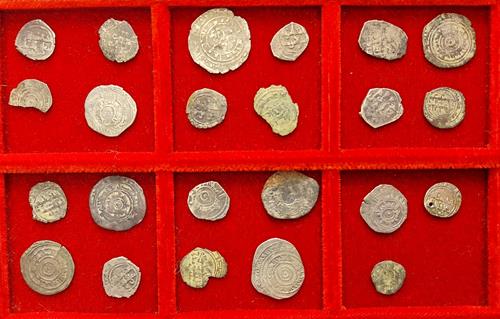 Lot 646 image