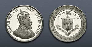 5757233